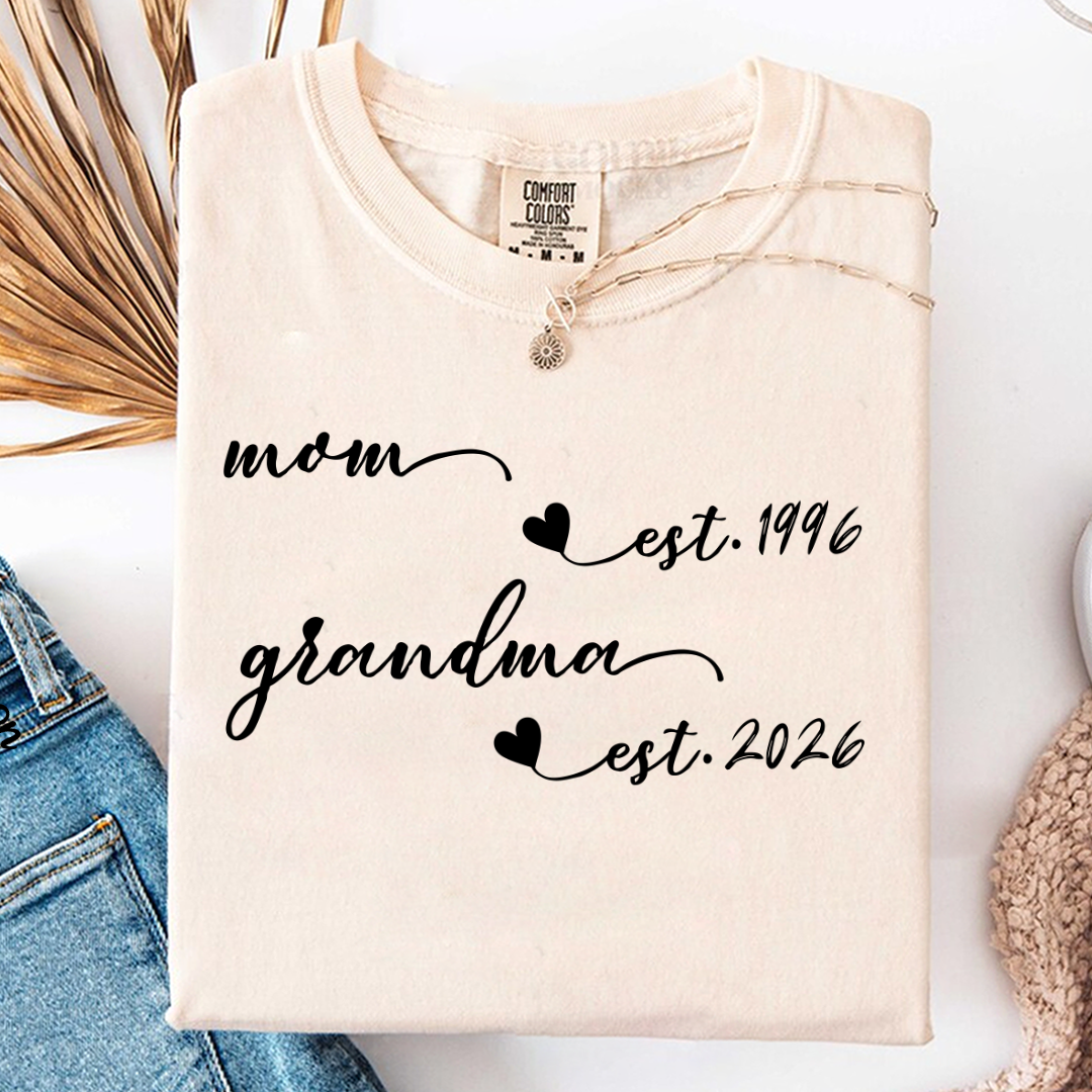 Custom Mom Grandma, Gift For Grandma Mom, Mothers Day Gift T-shirt