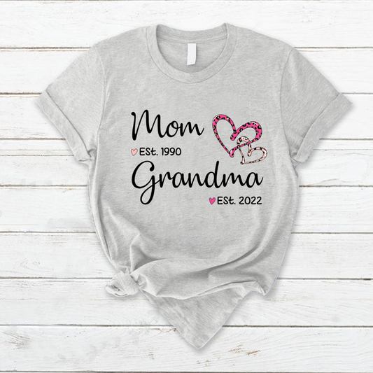 Mom Est Grandma Est Hearts Pink Leopard T-Shirt
