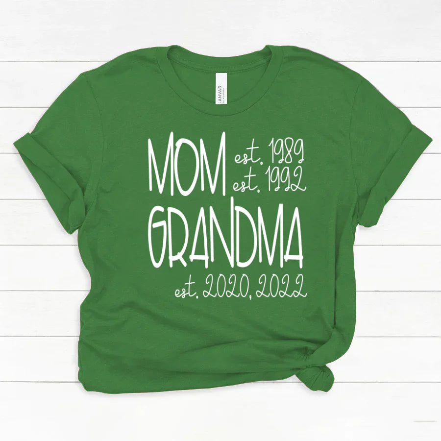 Mom Grandma Est VT22120064 Classic Canvas