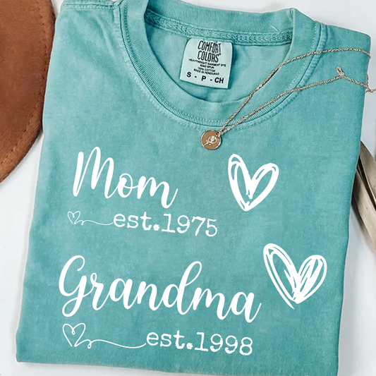 Personalized Mom Grandma EST Year Shirt | Custom Family T-Shirt Gift for Mom and Grandma | Cute Heart Design
