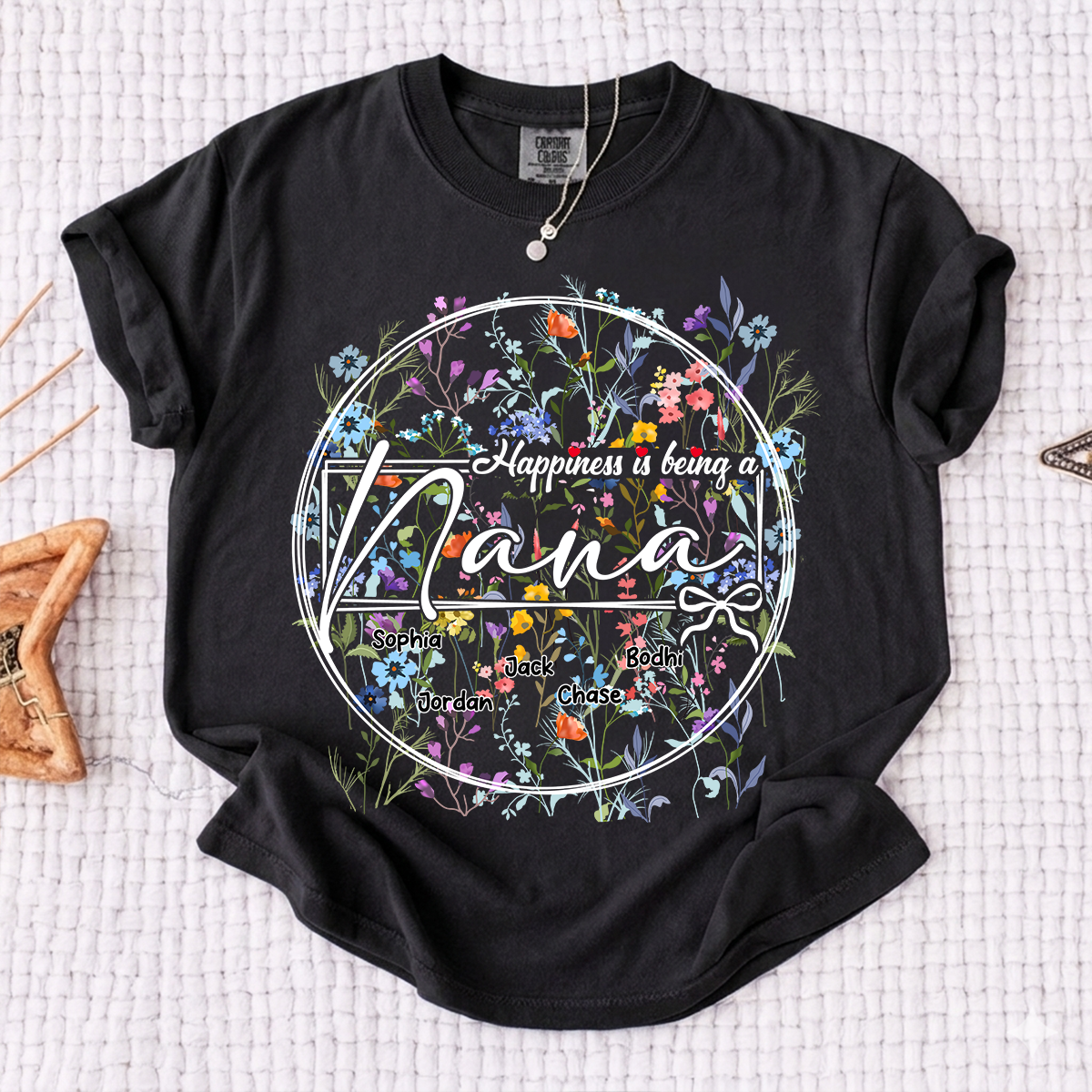 Comfort Colors® Happiness is Being a Nana - Personalized Floral Shirt with Kids’ Names, Ideal Gift for Nana