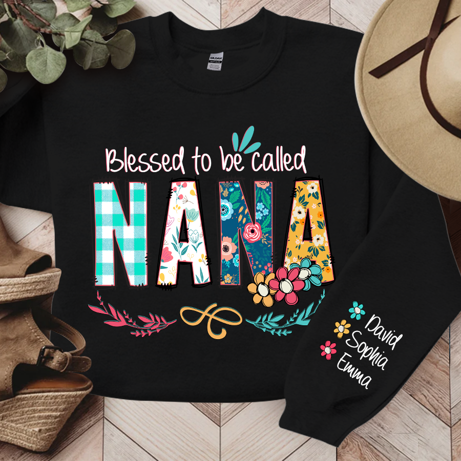 Blessed To Be Called Nana And Kids Art Flower TH Sweatshirt