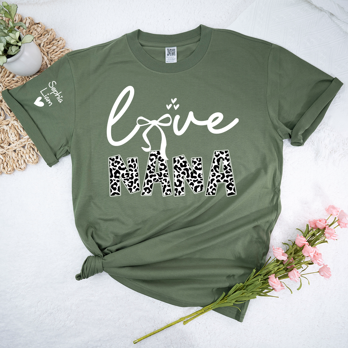 Love Nana Shirt, Cute Leopard Print Grandma Nickname T Shirt, Stylish Nana Apparel for Women, Meaningful Family Clothing