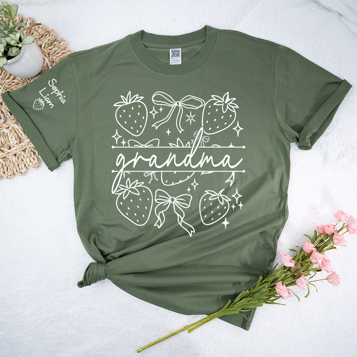 Custom Grandma Tee with Children’s Names, Strawberry Bow Shirt, Perfect Gift for Mom Nana Holidays