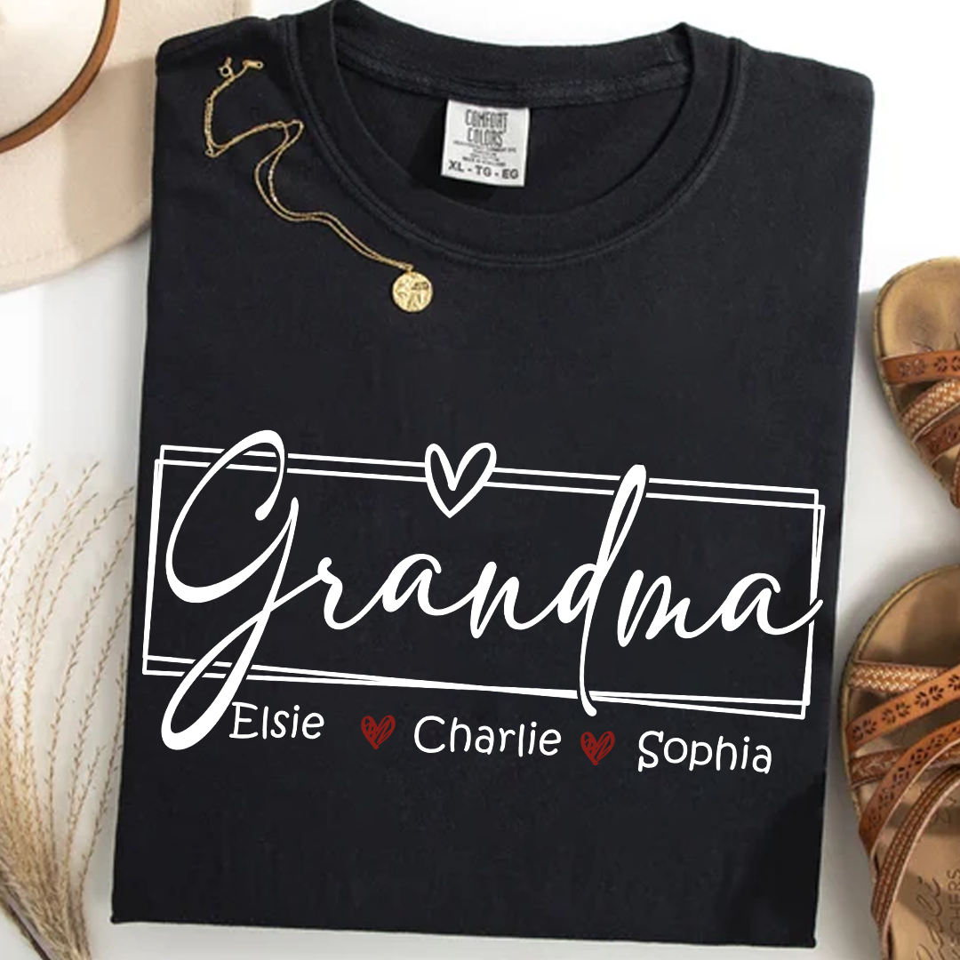 Personalized Grandma Shirt – Custom Family Name T-Shirt with Grandkids' Names – Gift for Grandma, Nana, Mom – Mother's Day, Birthday Gift