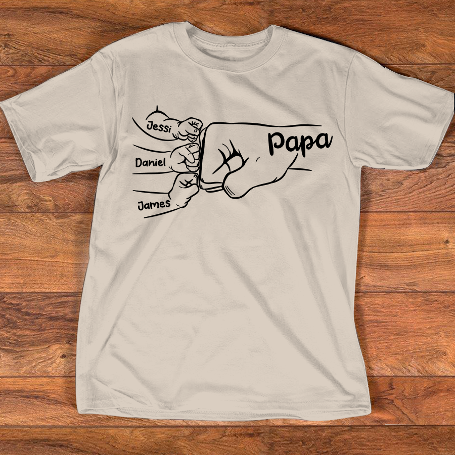 Custom Papa T-Shirt with Fist Bump Graphic – Personalized Father Gift Featuring Children’s Names