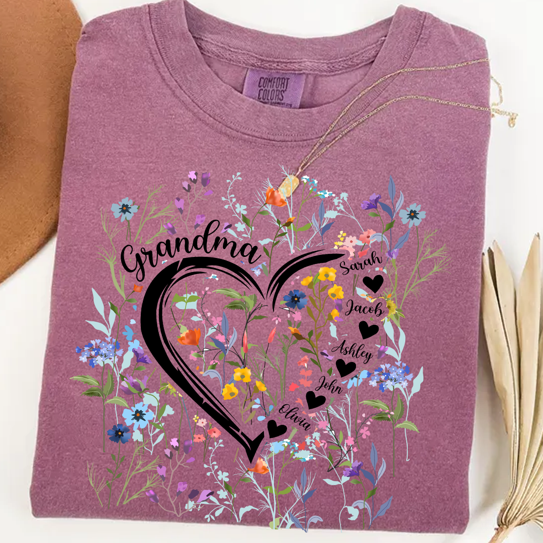 Comfort Colors® Heart Grandma Wildflower And Grandkids Shirt – Personalized Grandmother T-Shirt with Grandkids' Names – Cute Floral Grandma Gift for Grandma, Mother's Day, Birthday