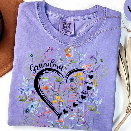 Comfort Colors® Heart Grandma Wildflower And Grandkids Shirt – Personalized Grandmother T-Shirt with Grandkids' Names – Cute Floral Grandma Gift for Grandma, Mother's Day, Birthday