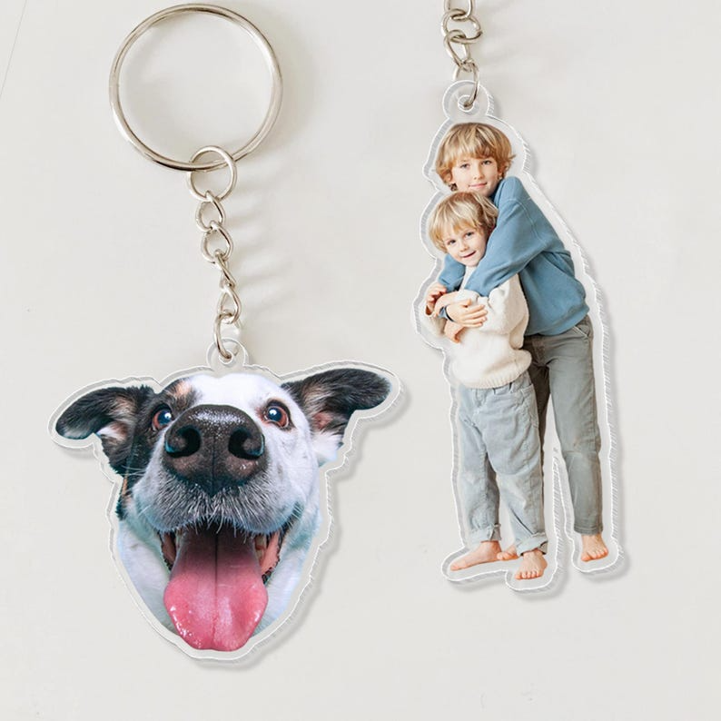 Custom Family Photo Portrait Memories Keychain, Acrylic Personalized Keepsake Gift for Parents Kids Grandparents Loved Ones