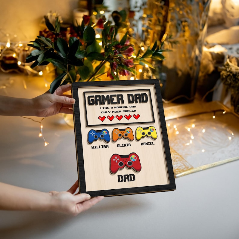 Personalized Gamer Dad Wood Sign, Custom Kids Names Game Controller Wall Art, Gift for Dad Birthday Fathers Day