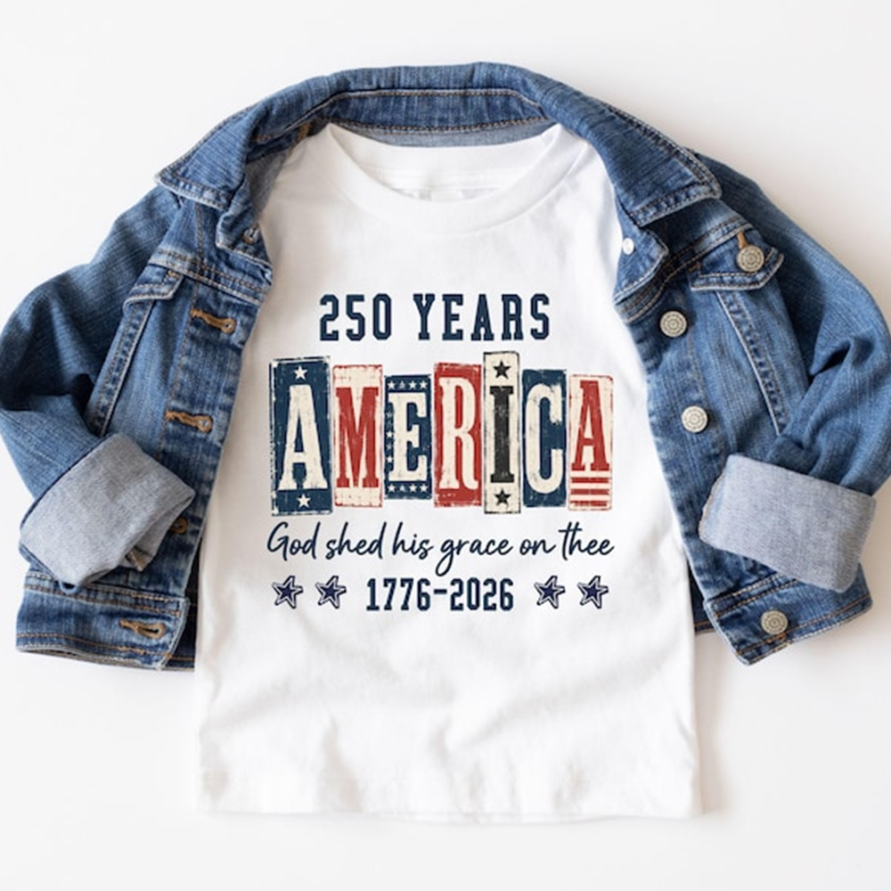 Comfort Colors America 250th Anniversary Shirt, God Shed His Grace on Thee T-Shirt, Patriotic USA 1776-2026 Independence Day Tee for Women