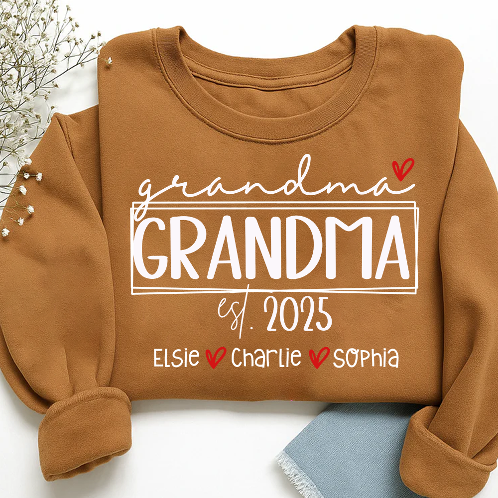 Grandma Est Heart And Grandkids Sweatshirt