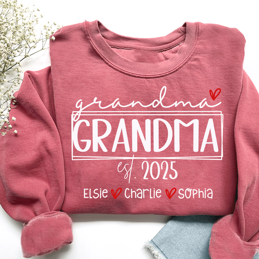 Grandma Est Heart And Grandkids Sweatshirt