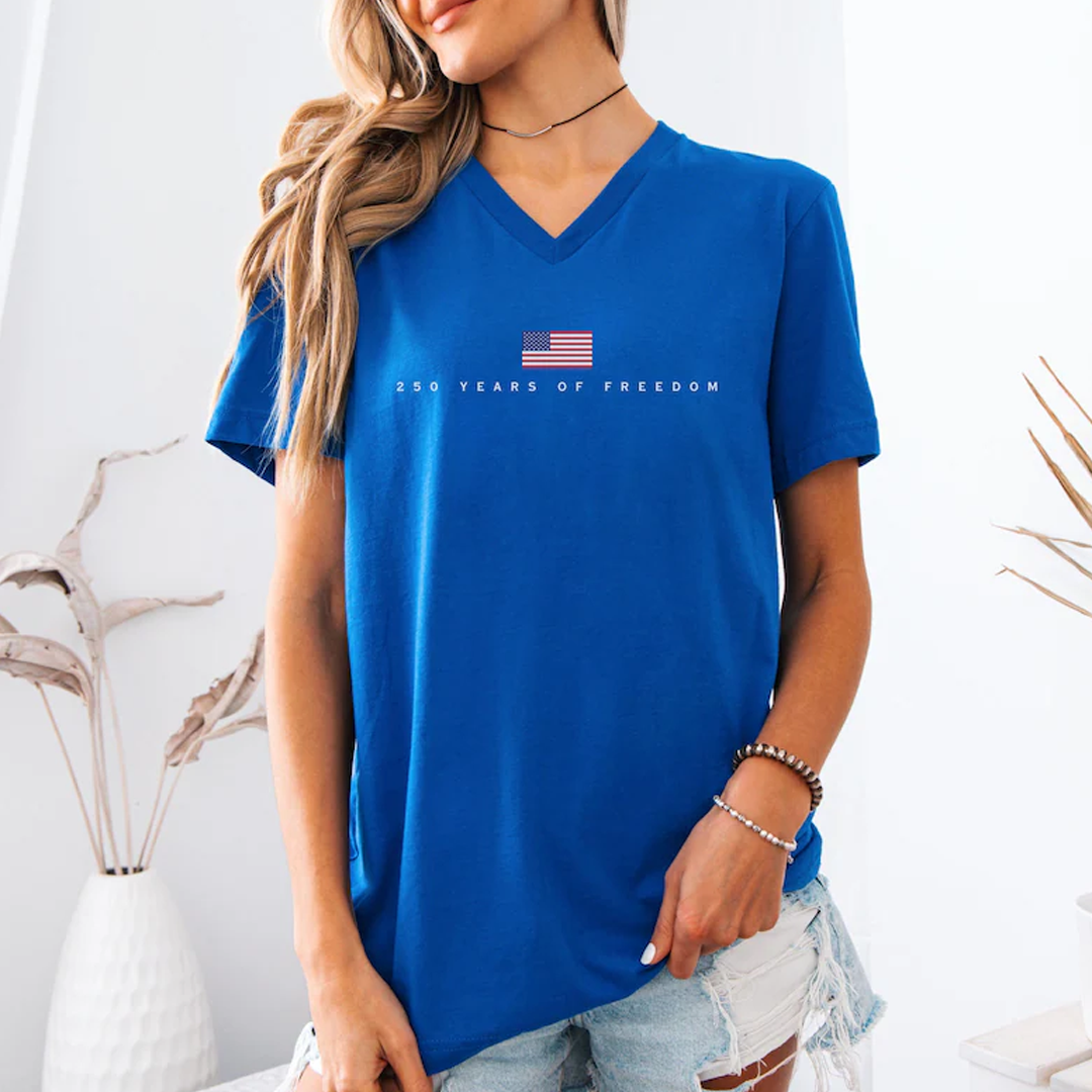 250 Years of Freedom V-Neck Shirt, Patriotic USA Flag Tee, American Freedom 1776-2026 T-Shirt, Vintage Independence Celebration Top for Men and Women