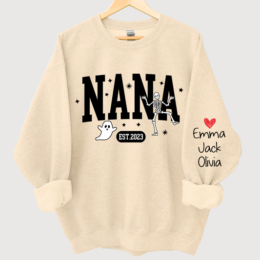 Halloween Nana Est And Grandkids CL01 Sweatshirt