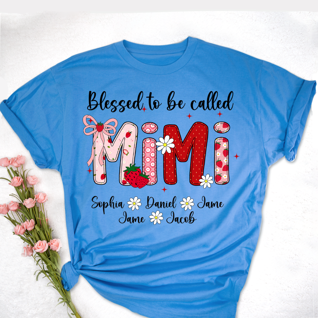 Blessed To Be Called Mimi, Mimi Strawberry And Grandkids Sweet Summer Time Shirt