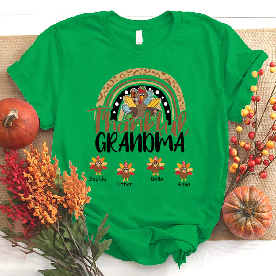 Godmerch Personalized Thankful Grandma With Grandkids Thanksgiving Shirt T-Shirt