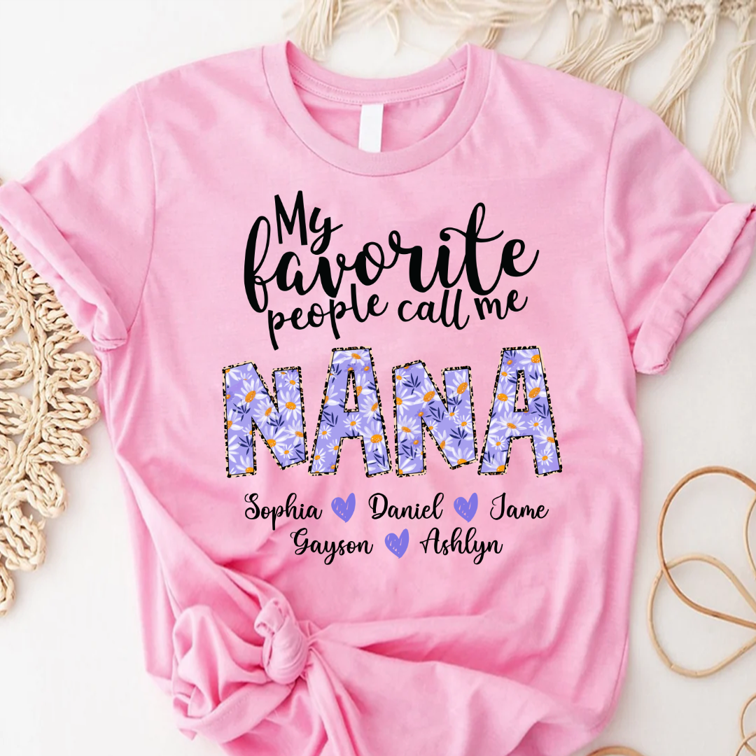 Custom My Favorite People Call Me Mimi Purple Daisy, Mimi and Grandkids Mothers Day Gift T-shirt