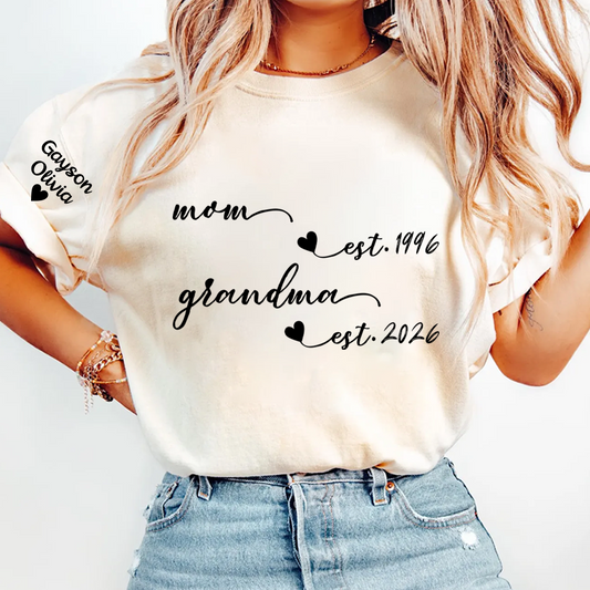 Custom Mom Grandma, Gift For Grandma Mom, Mothers Day Gift T-shirt