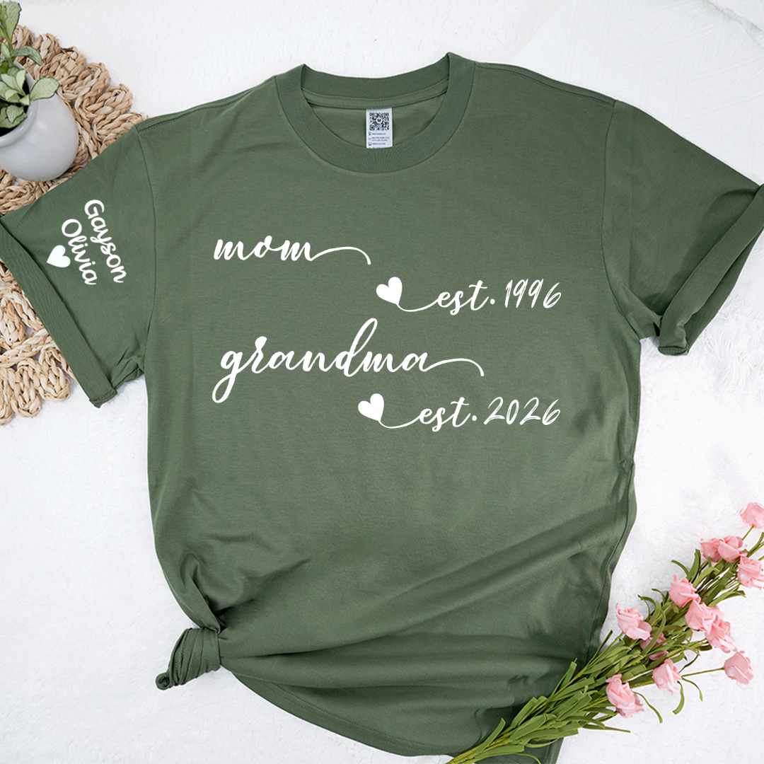 Custom Mom Grandma, Gift For Grandma Mom, Mothers Day Gift T-shirt
