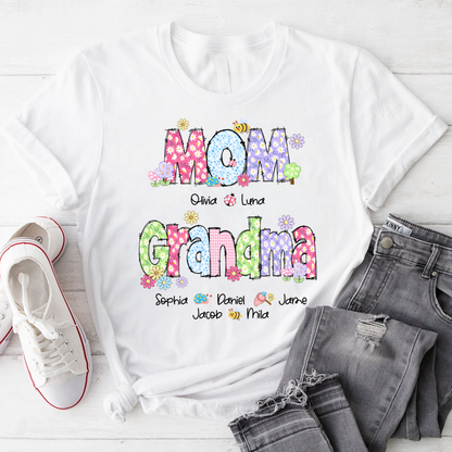 Custom Mom Grandma and Grandkids Daisy Flower Spring T-Shirt