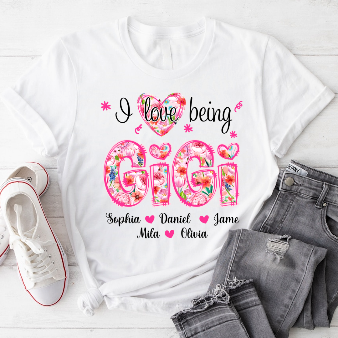 Flower I Love Being Gigi and Grandkids Persanalized Grandma Shirt, Mother's Day Gift