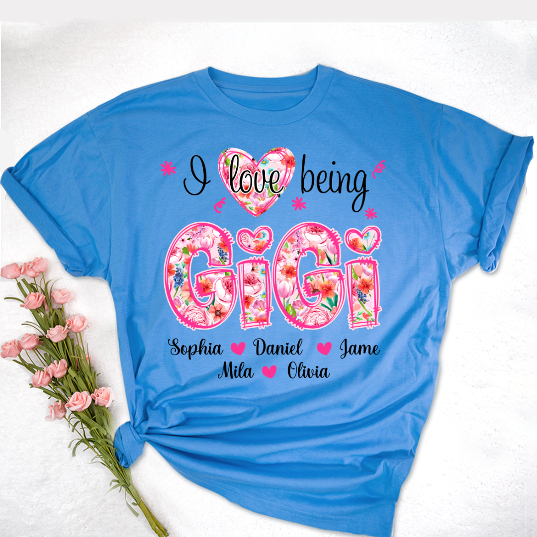 Flower I Love Being Gigi and Grandkids Persanalized Grandma Shirt, Mother's Day Gift