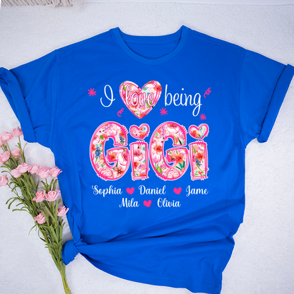 Flower I Love Being Gigi and Grandkids Persanalized Grandma Shirt, Mother's Day Gift