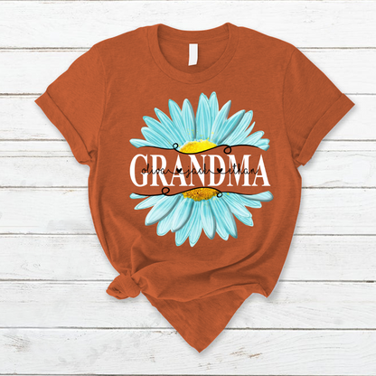 Grandma Flower Daisy Color And Grandkids Mother's Day T-Shirt