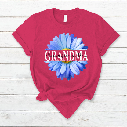 Grandma Flower Daisy Color Blue And Grandkids Mother's Day T-Shirt
