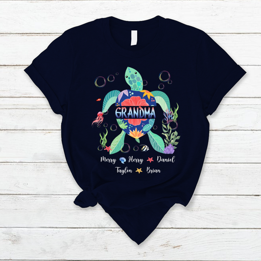 Grandma Turtle With Grandkids Flower T-Shirt