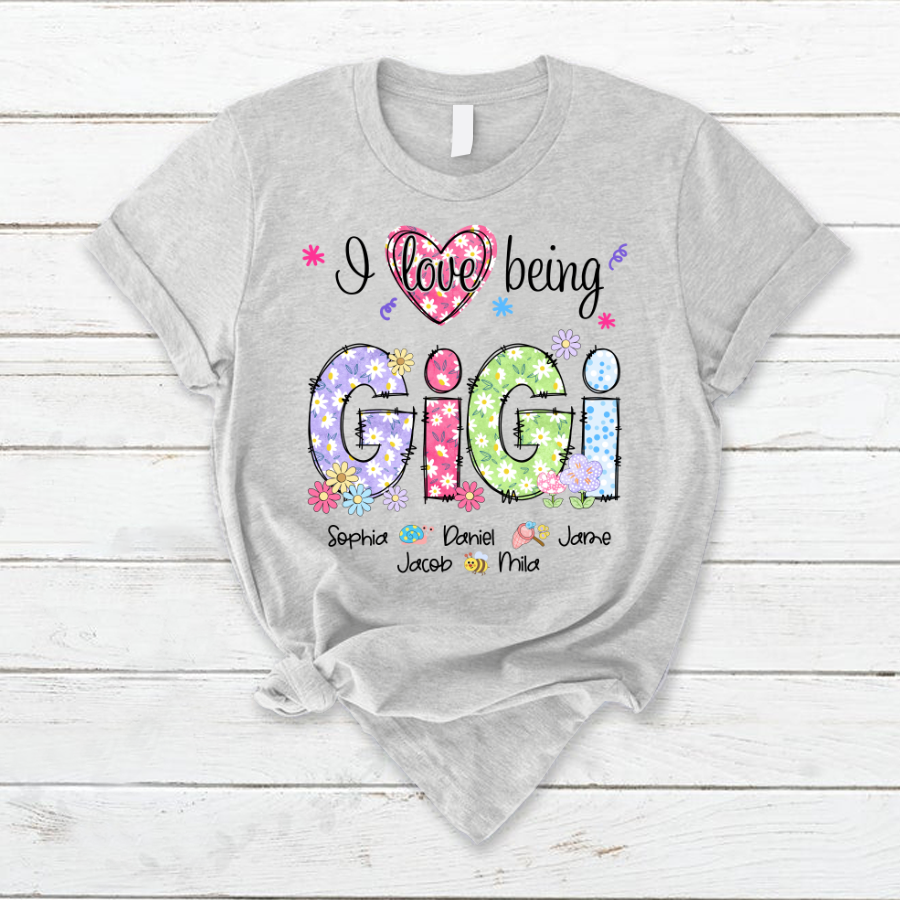 I Love Being Gigi Flower Gigi And Grandkids T-Shirt