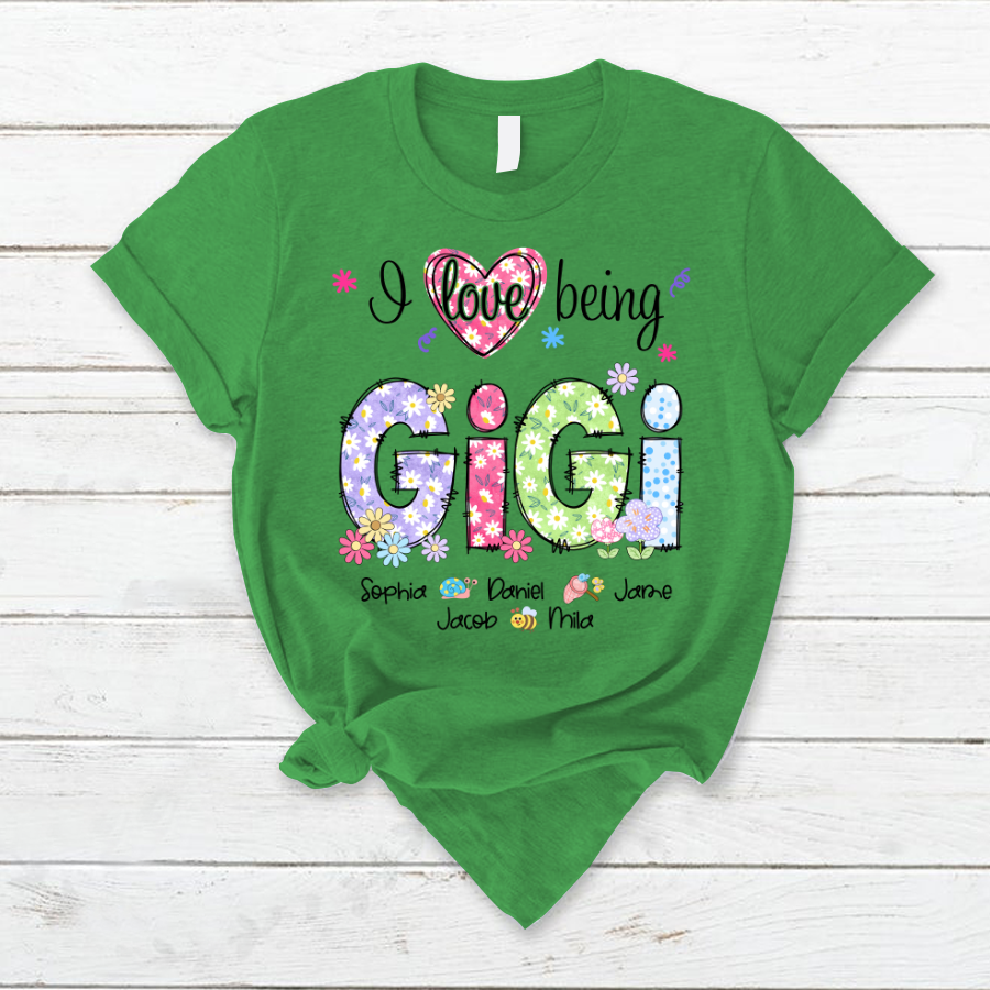 I Love Being Gigi Flower Gigi And Grandkids T-Shirt