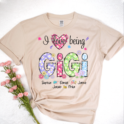 I Love Being Gigi Flower Gigi And Grandkids T-Shirt