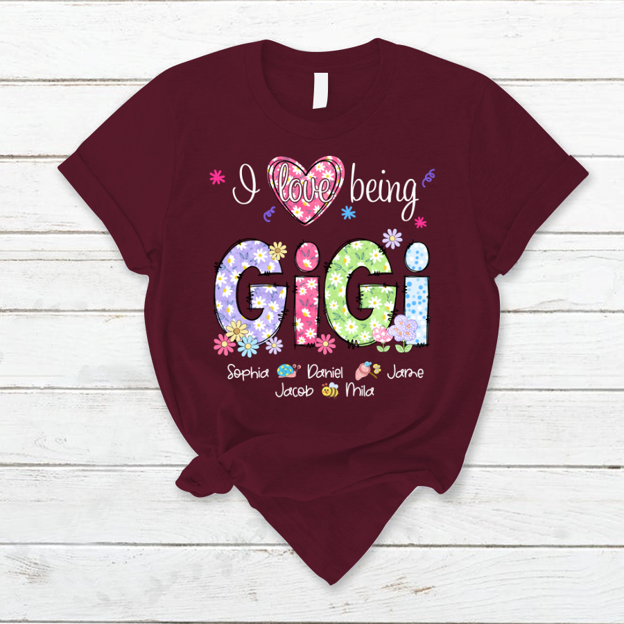 I Love Being Gigi Flower Gigi And Grandkids T-Shirt