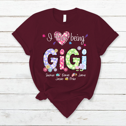 I Love Being Gigi Flower Gigi And Grandkids T-Shirt