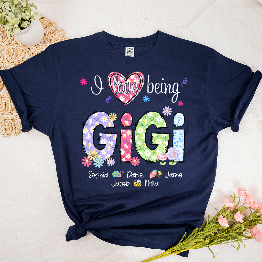 I Love Being Gigi Flower Gigi And Grandkids T-Shirt