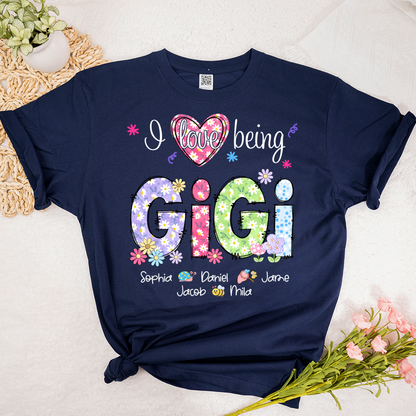 I Love Being Gigi Flower Gigi And Grandkids T-Shirt