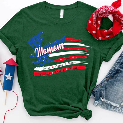Momom With Grandkids Names 4th Of July CTL94 T-Shirt