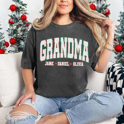 Personalized Grandma and Grandkids Leopard Christmas Gift Shirt