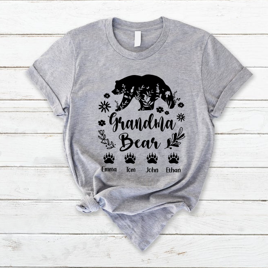 Personalized Grandma Bear And Grandkids T-Shirt