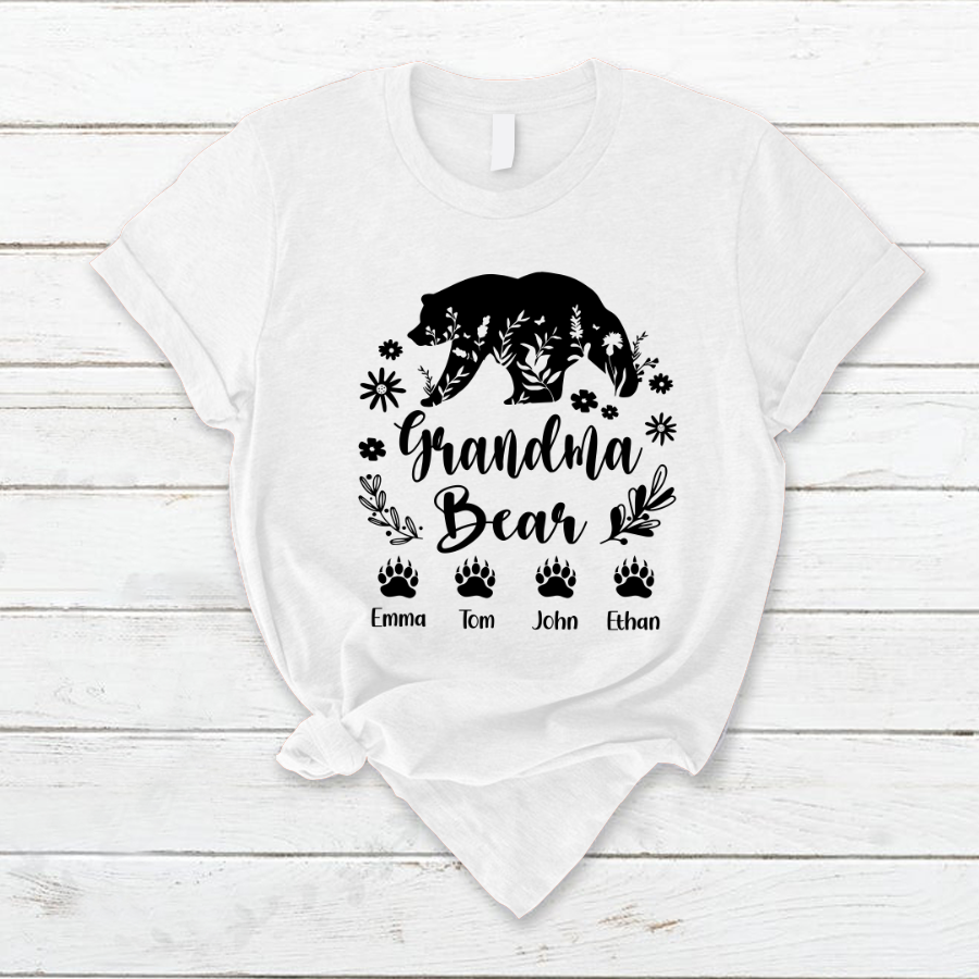 Personalized Grandma Bear And Grandkids T-Shirt