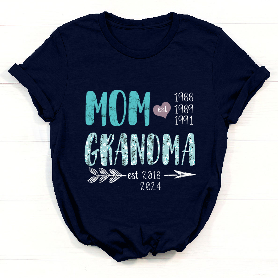 Personalized  Mom Est Grandma Est Flower Turquoise T-Shirt
