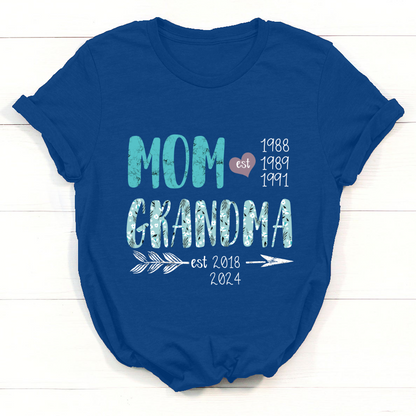Personalized  Mom Est Grandma Est Flower Turquoise T-Shirt