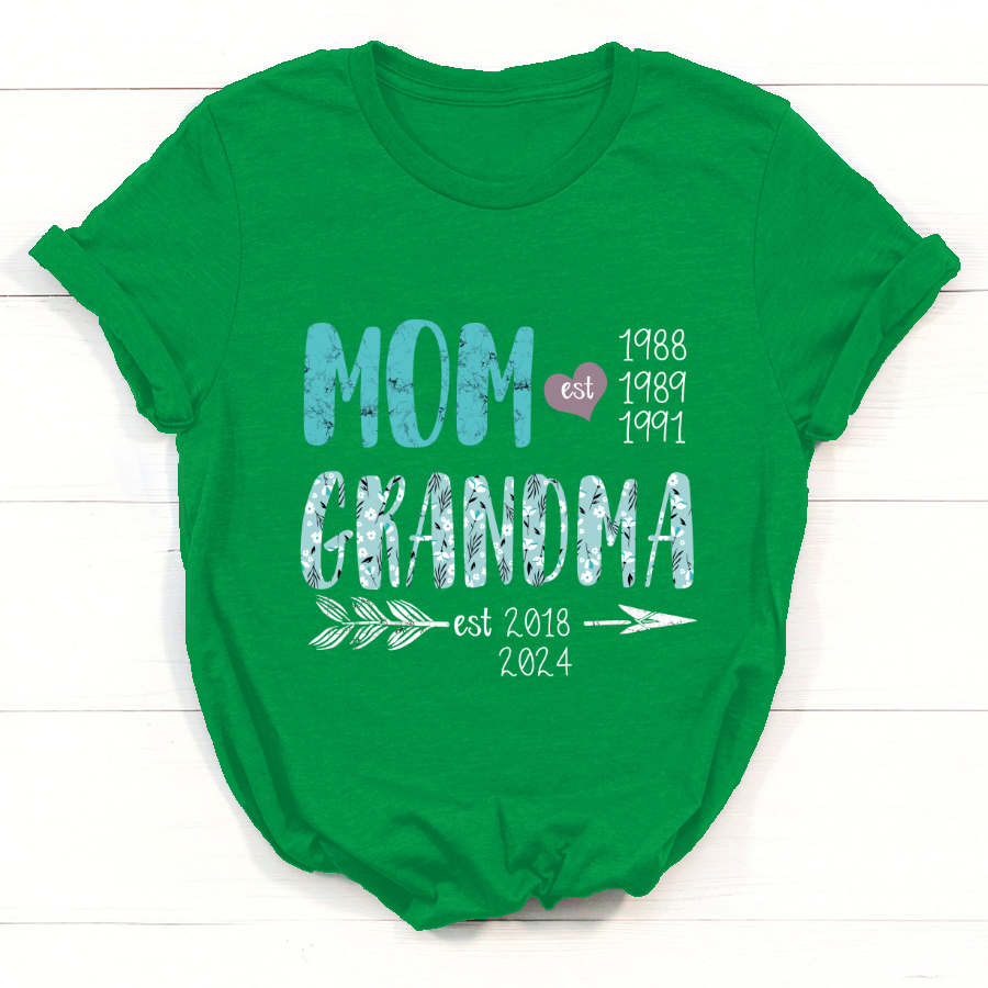 Personalized  Mom Est Grandma Est Flower Turquoise T-Shirt