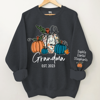 Fall Pumpkin Grandma Est Year And Kids CTH01 Sweatshirt