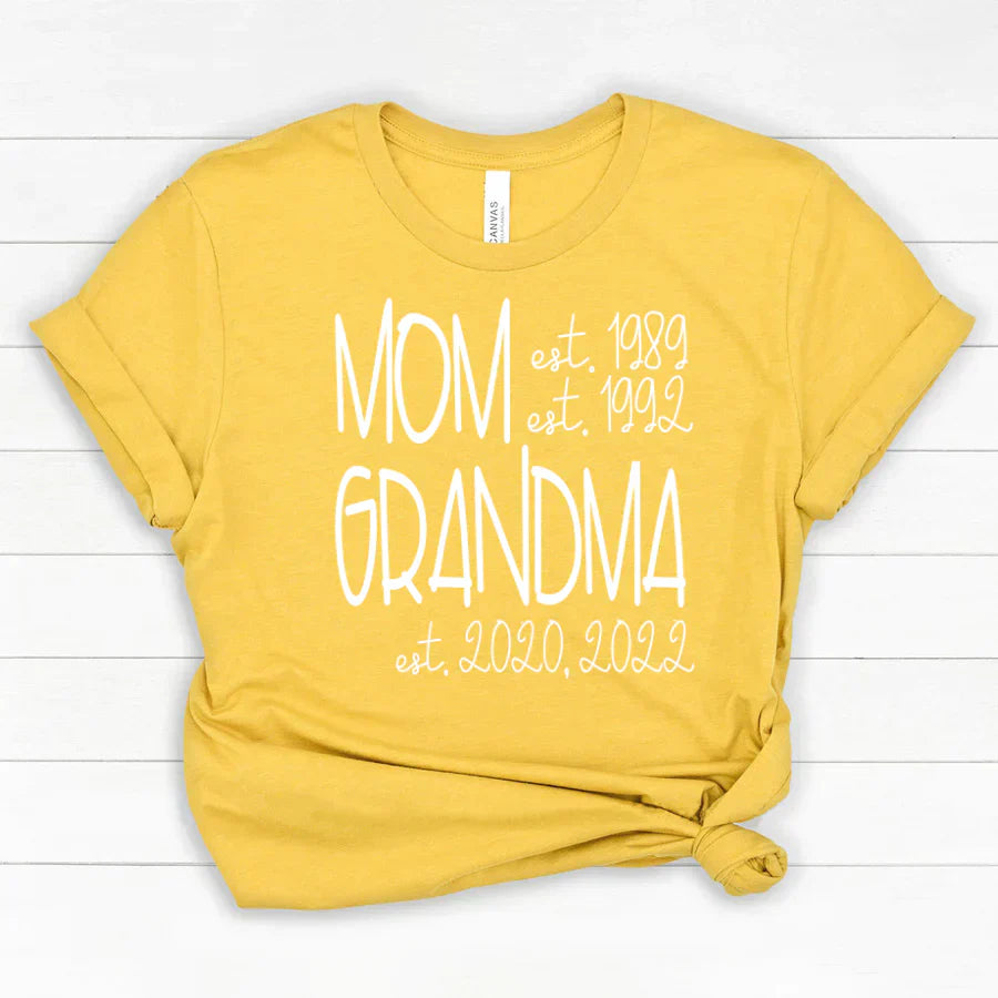 Mom Grandma Est VT22120064 Classic Canvas