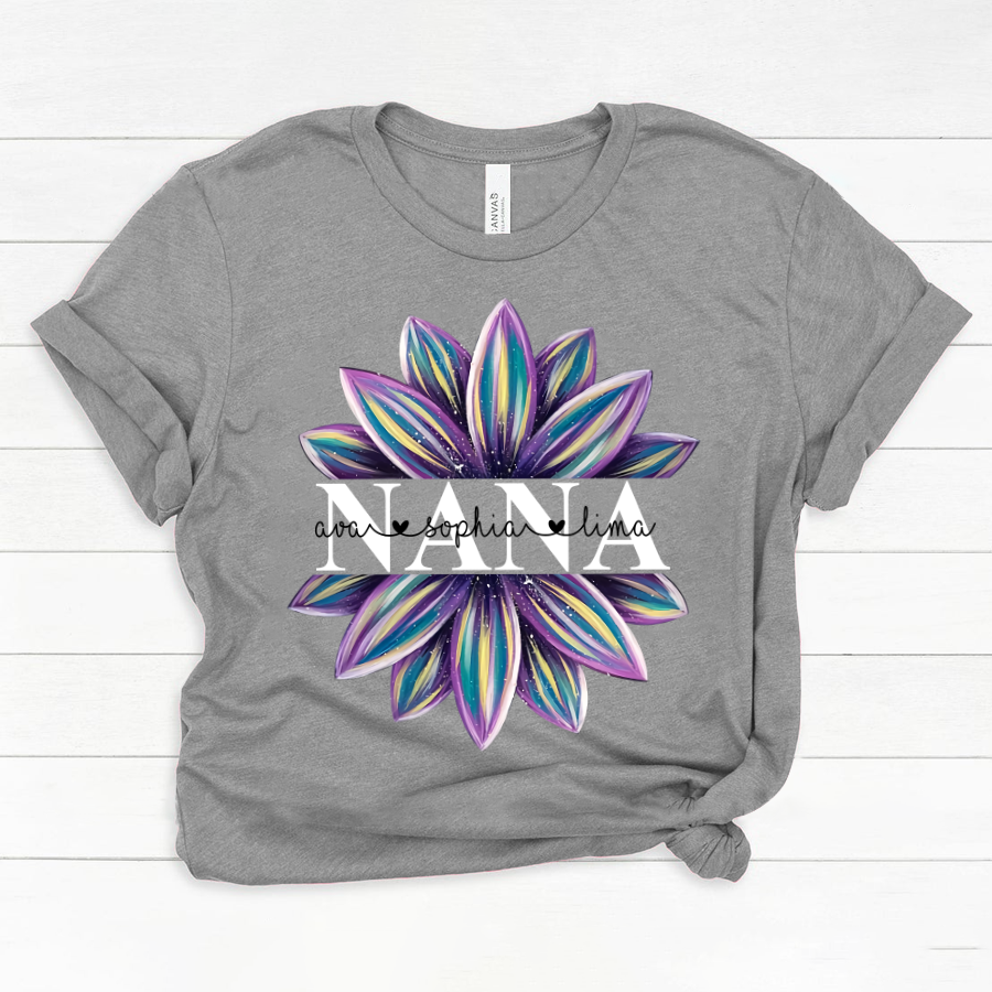 Personalized grandma and grandkids flower trend Classic Canvas