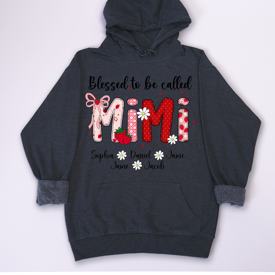 Blessed To Be Called Mimi, Mimi Strawberry And Grandkids Sweet Summer Time Shirt