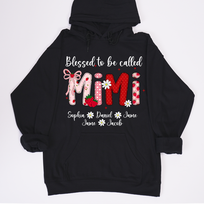 Blessed To Be Called Mimi, Mimi Strawberry And Grandkids Sweet Summer Time Shirt